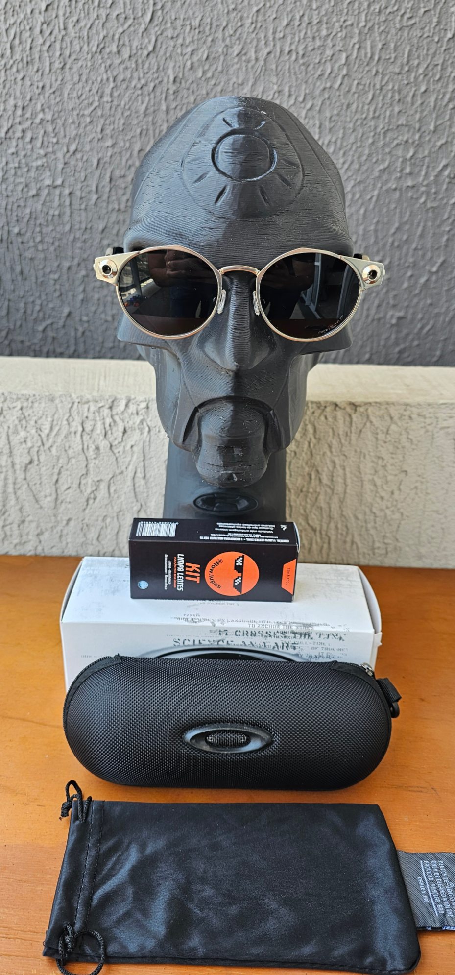 Deadbolt Armação Prata