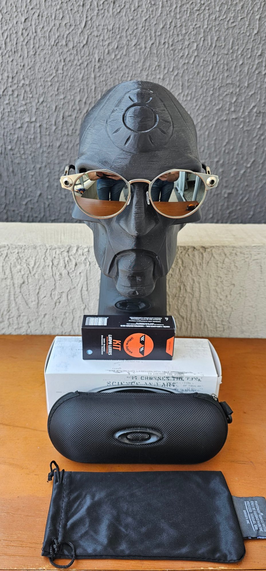 Deadbolt Armação Prata