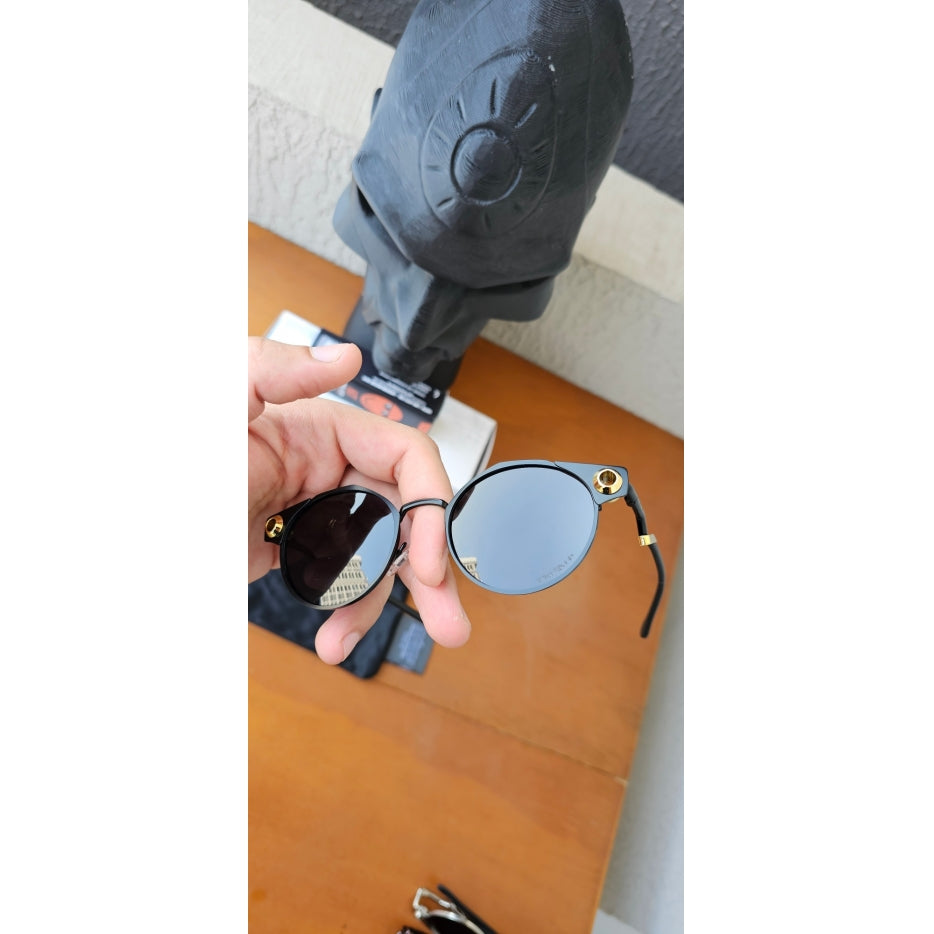 Deadbolt Armação Preta e Dourada