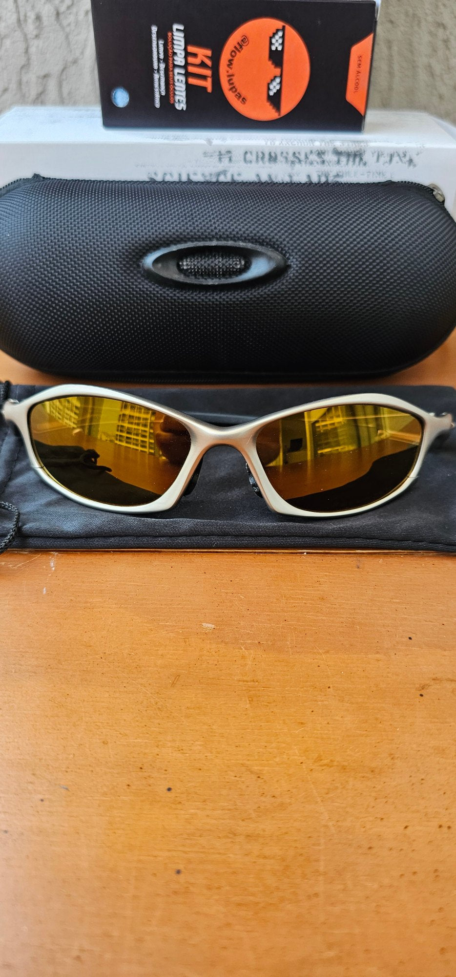 Hatch Armação Prata