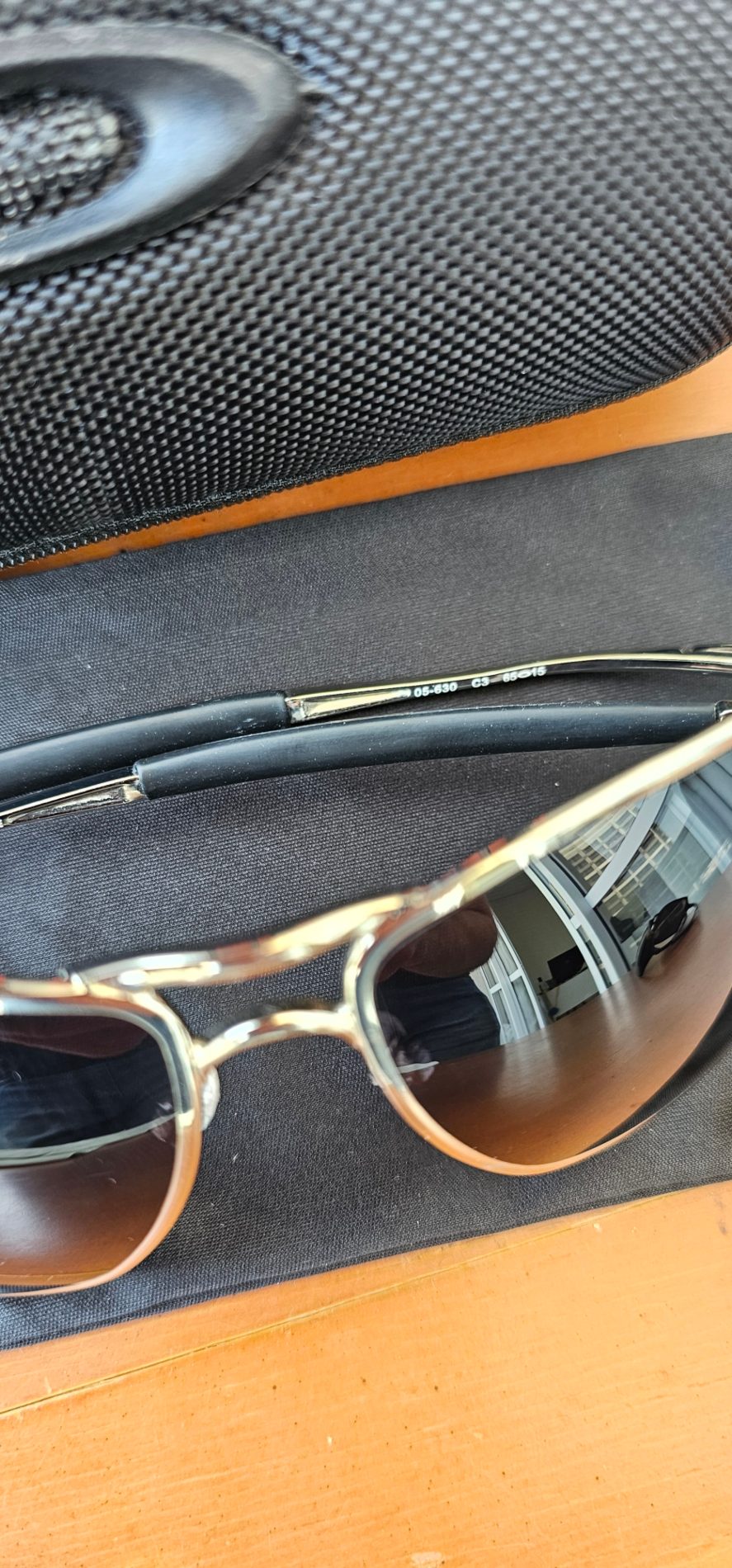 Inmate Armação Prata -  Lentes Black