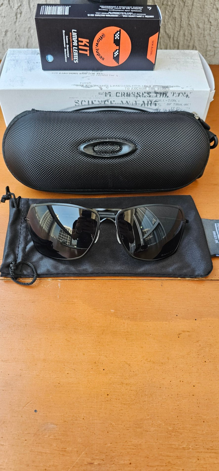 Inmate Armação Preta -  Lentes Black