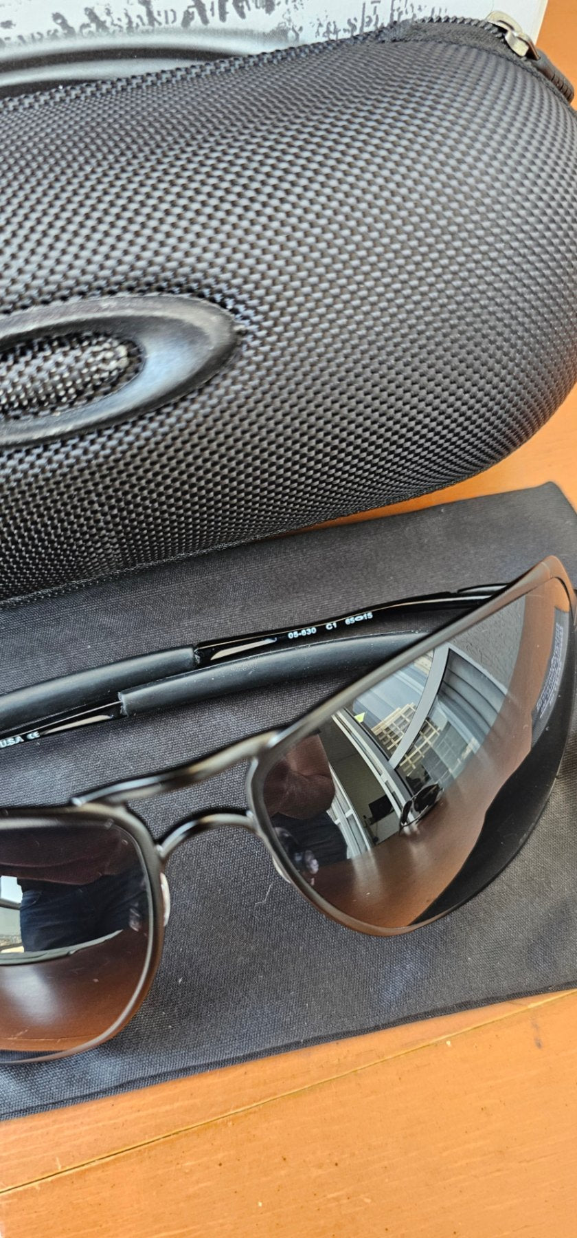 Inmate Armação Preta -  Lentes Black