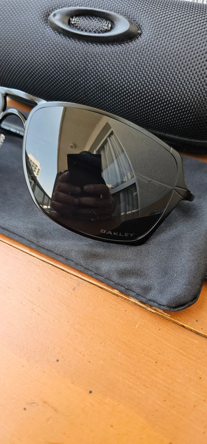 Inmate Armação Preta -  Lentes Black