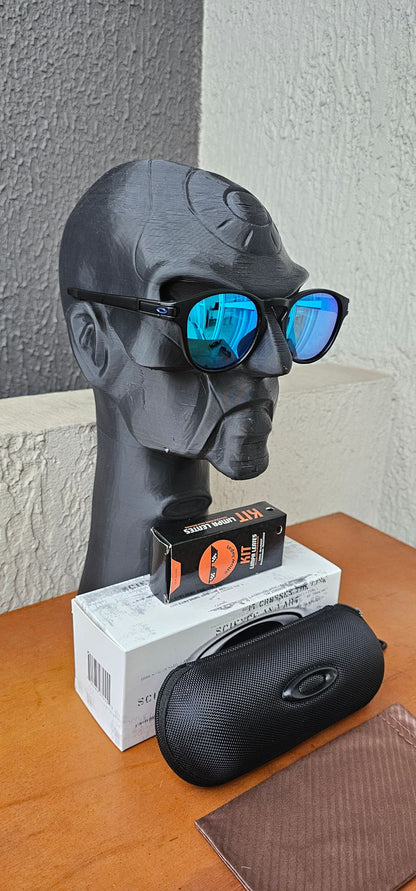 Latch Armação Preta